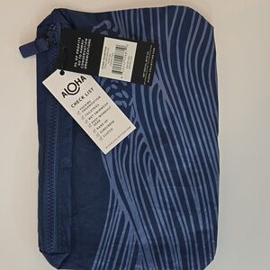 ALOHA Collection Small Sea Current Pouch In Navy